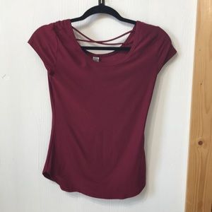 No boundaries maroon shirt